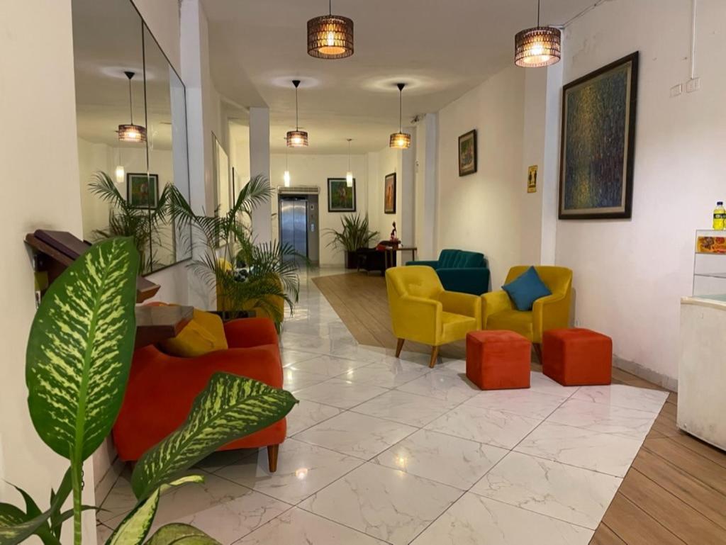 Amazon Hotel Iquitos Exterior foto