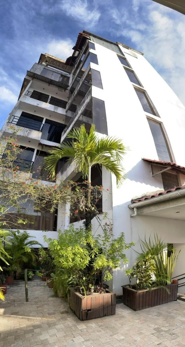 Amazon Hotel Iquitos Exterior foto