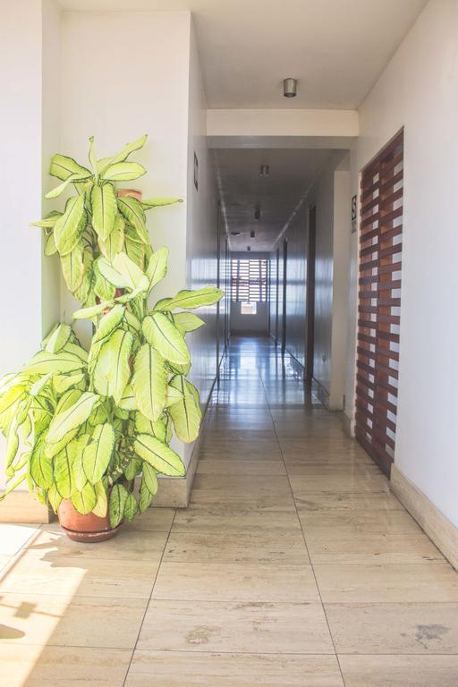 Amazon Hotel Iquitos Exterior foto